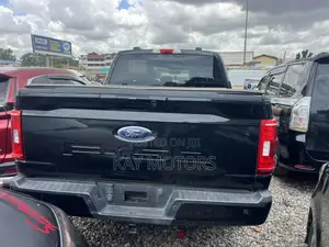Ford F-150 LARIAT 2023 Black