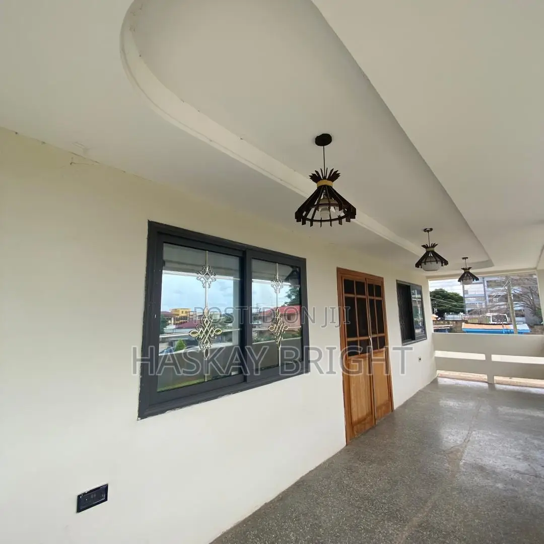 7bdrm House in Achimota for rent