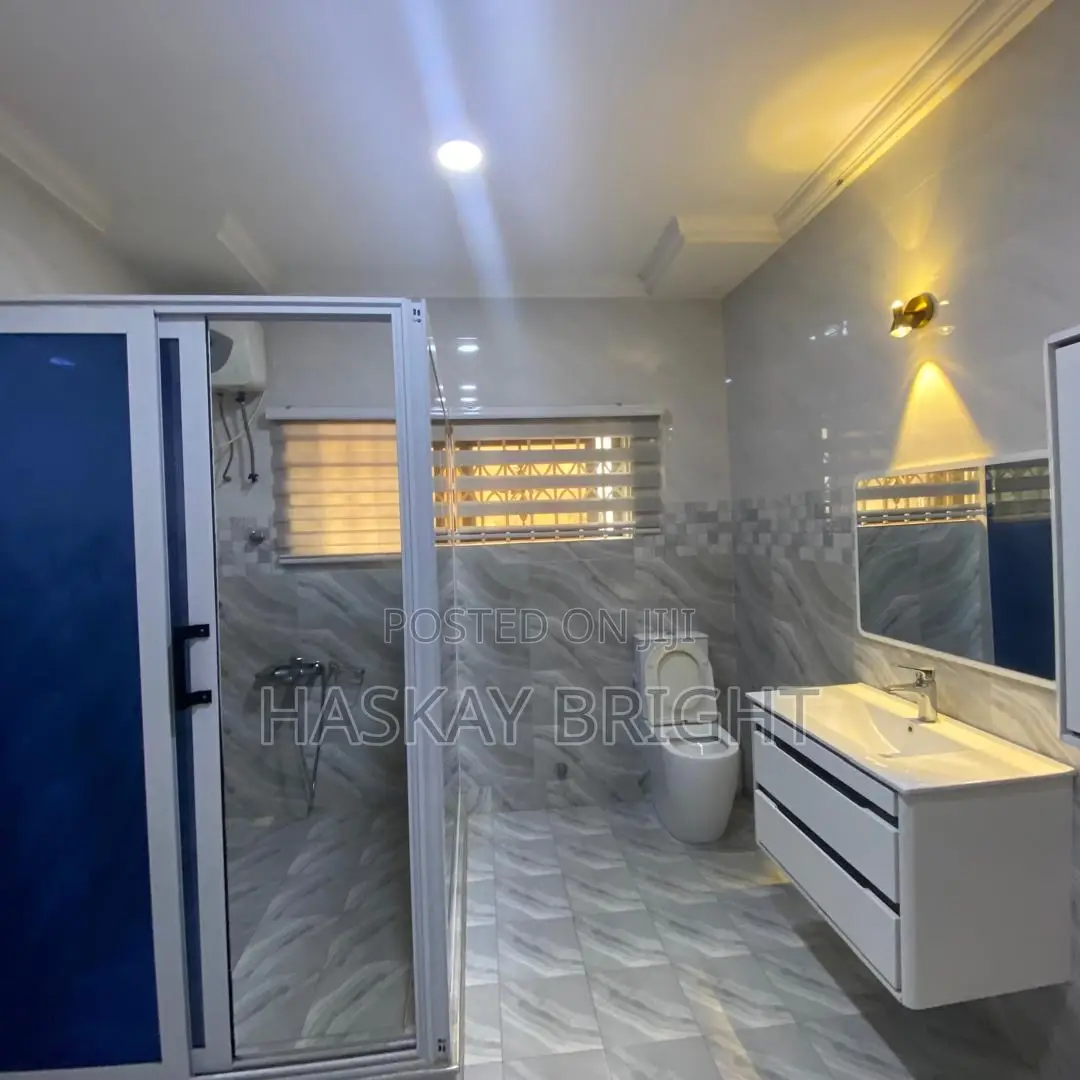 7bdrm House in Achimota for rent