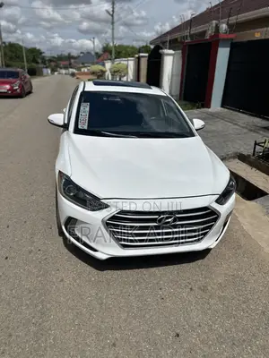Hyundai Elantra 2018 White