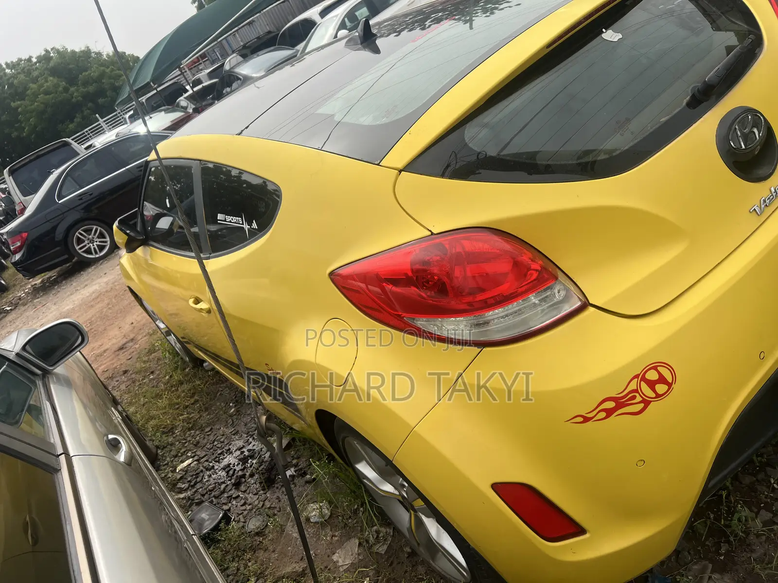 Hyundai Veloster Veloster (Standard) 2013 Yellow