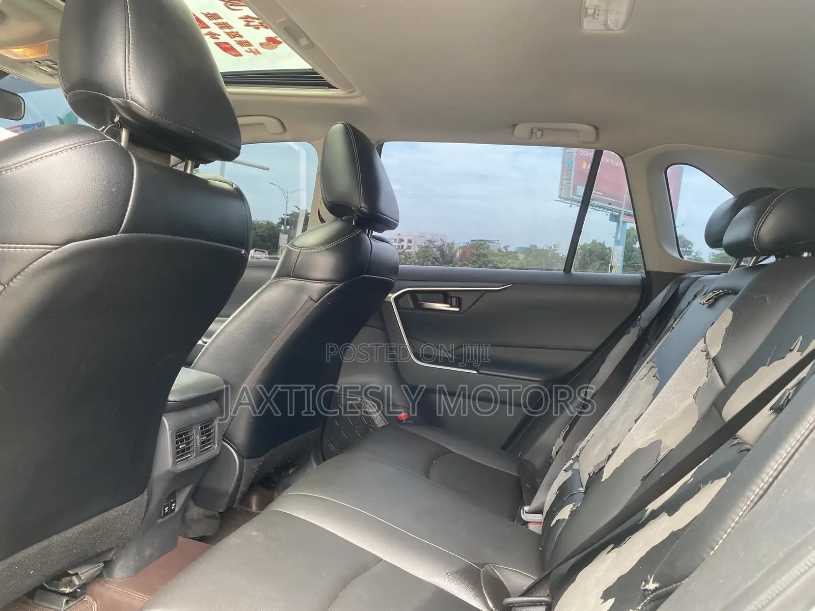 Toyota RAV4 Limited AWD 2020 White