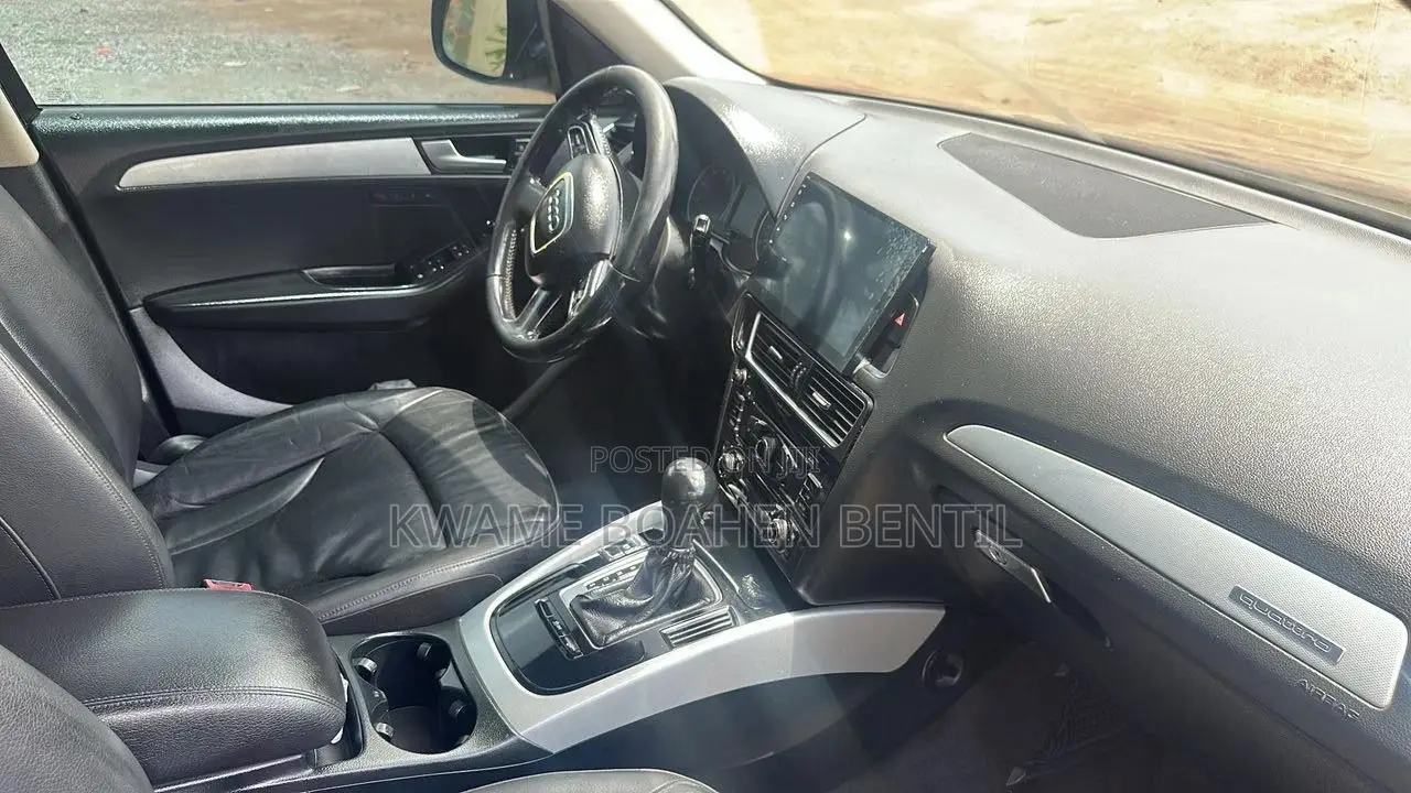 Audi Q5 2.0T Premium Quattro 2011 Black