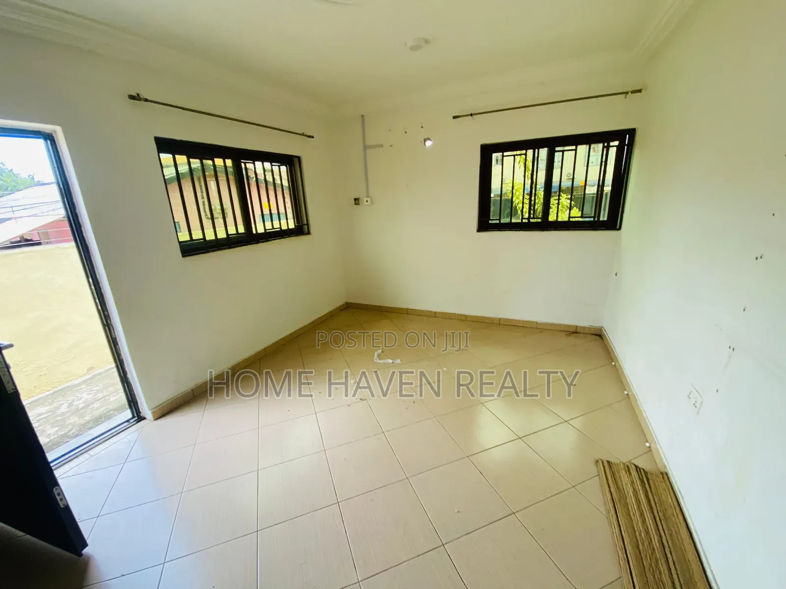 5bdrm House in Westland, Medifem Area for rent