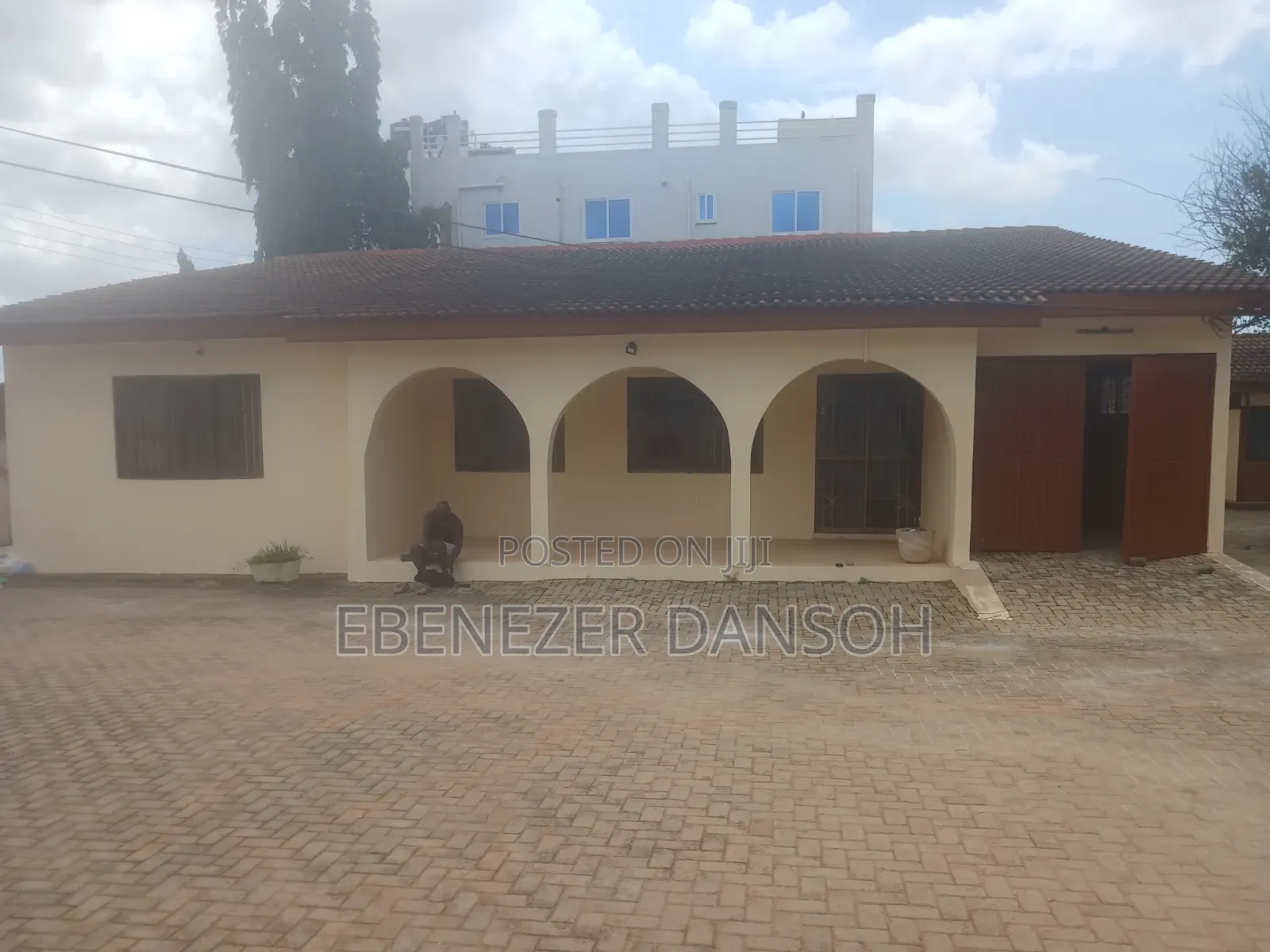 3bdrm Apartment in GREDA Estate for rent