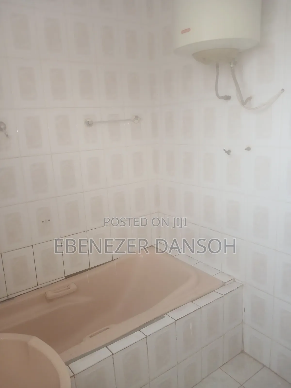 3bdrm Apartment in GREDA Estate for rent