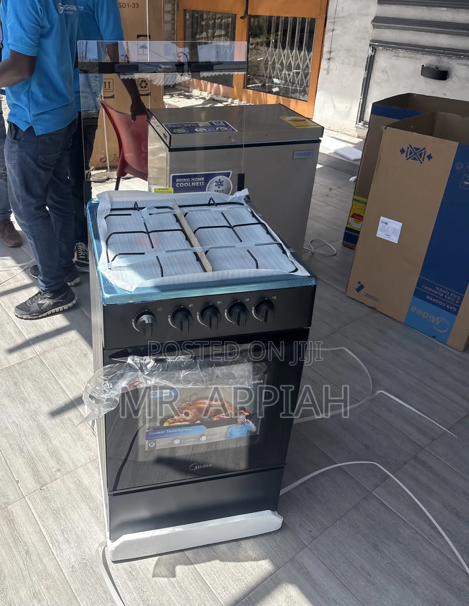 Efficiënt Midea Gas Oven 4 Burner With Grill(Glass Lid)Black 