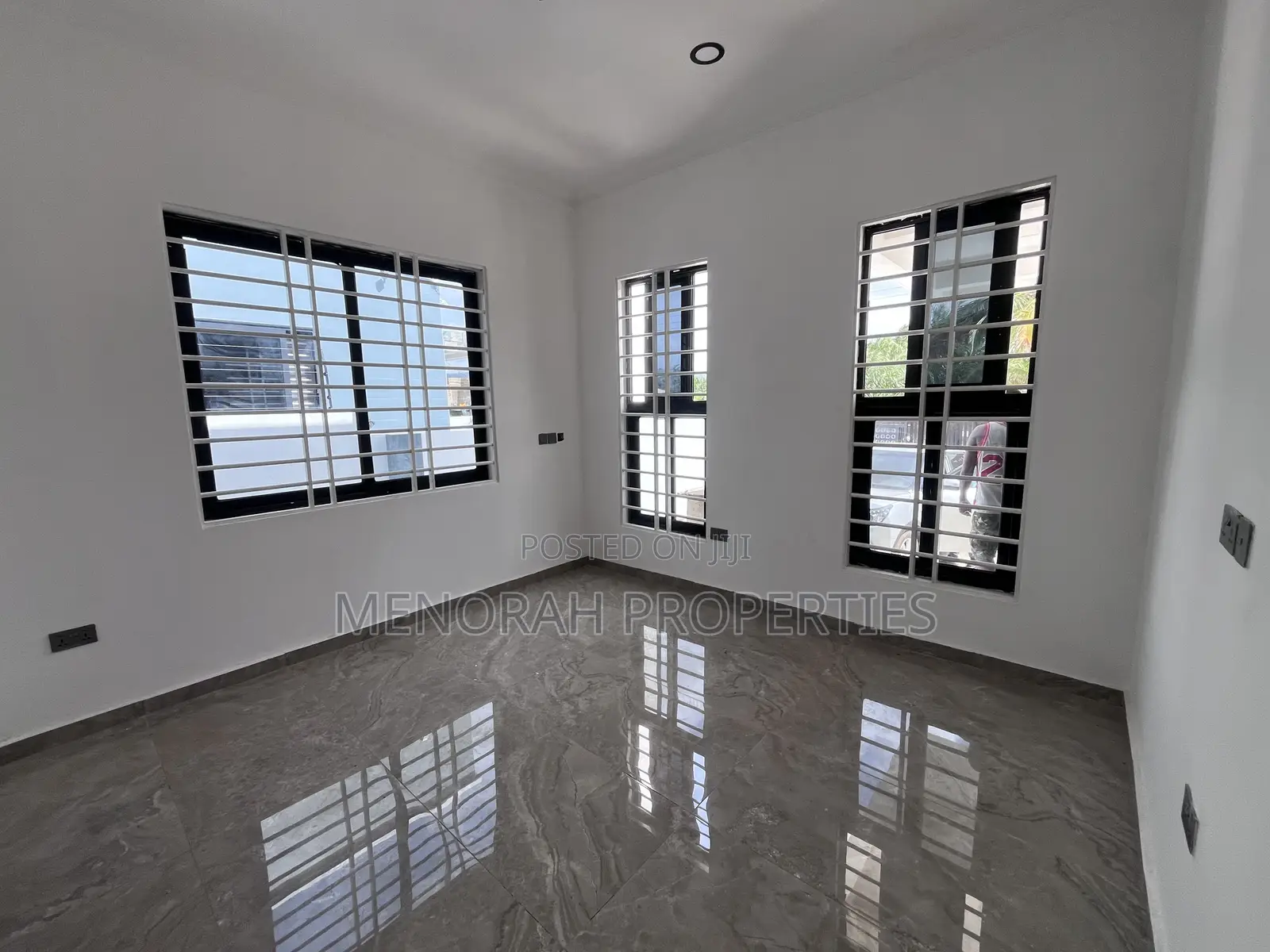 3bdrm House in Adenta Amrahia for rent
