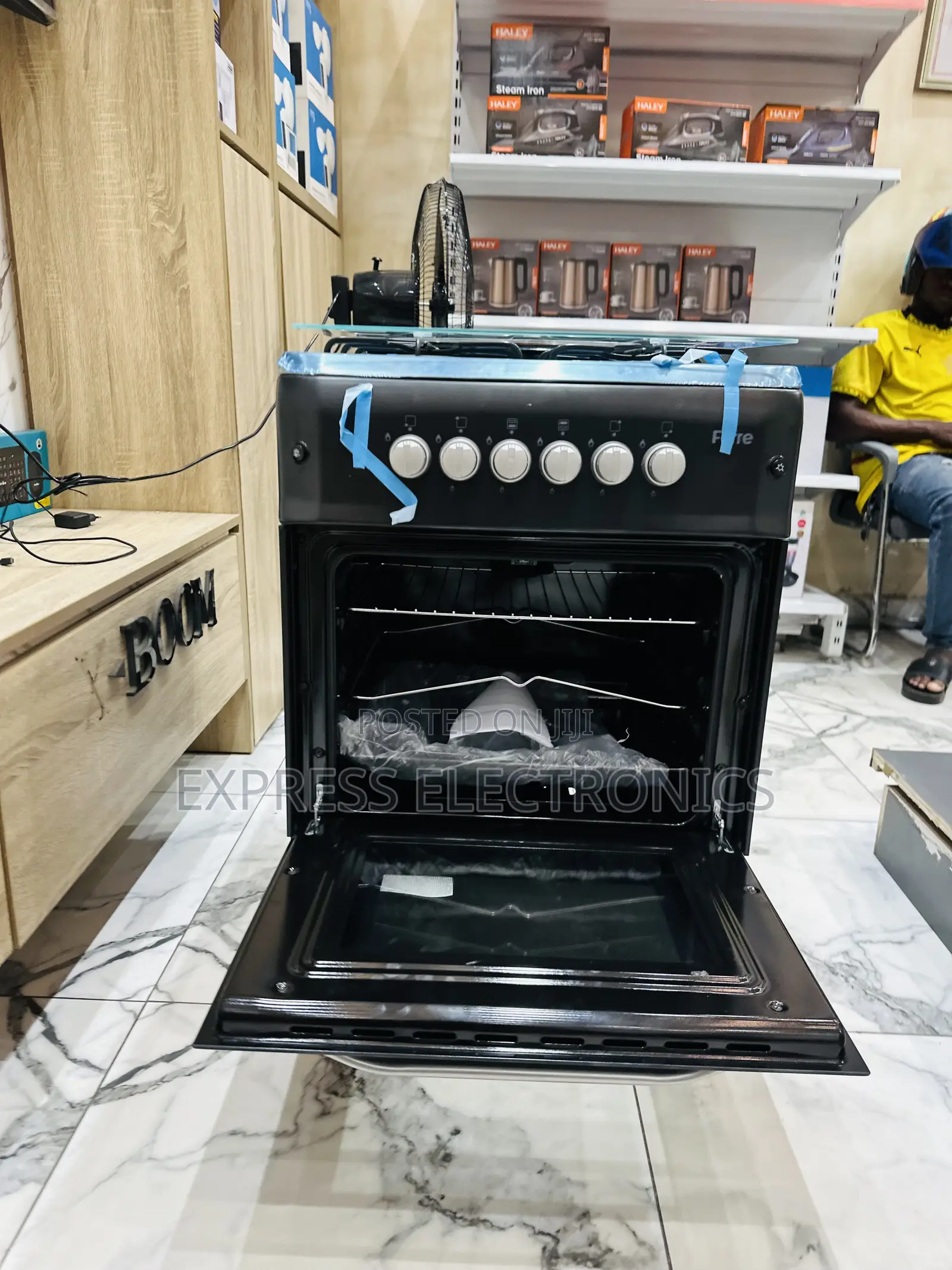 4burner Gas Cooker Oven 60/60 Volcano Black.