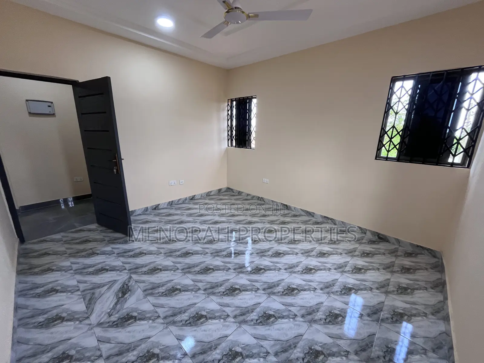 1bdrm Apartment in Adenta Amrahia for rent