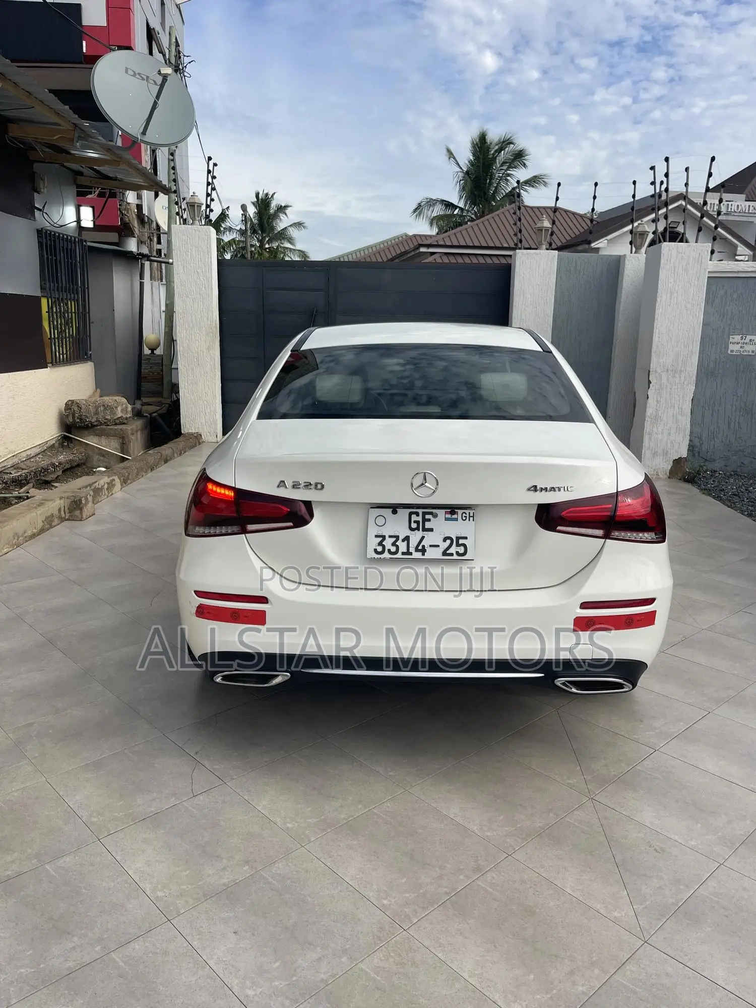 Mercedes-Benz A-Class A 220 4MATIC 2022 White