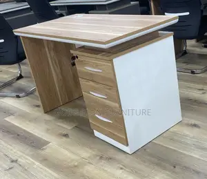 Office Table (M1610a)