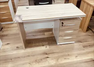 Office Table (M1523)