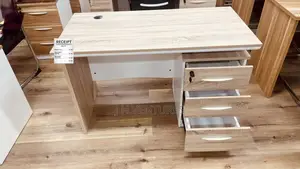 Office Table (M1523)