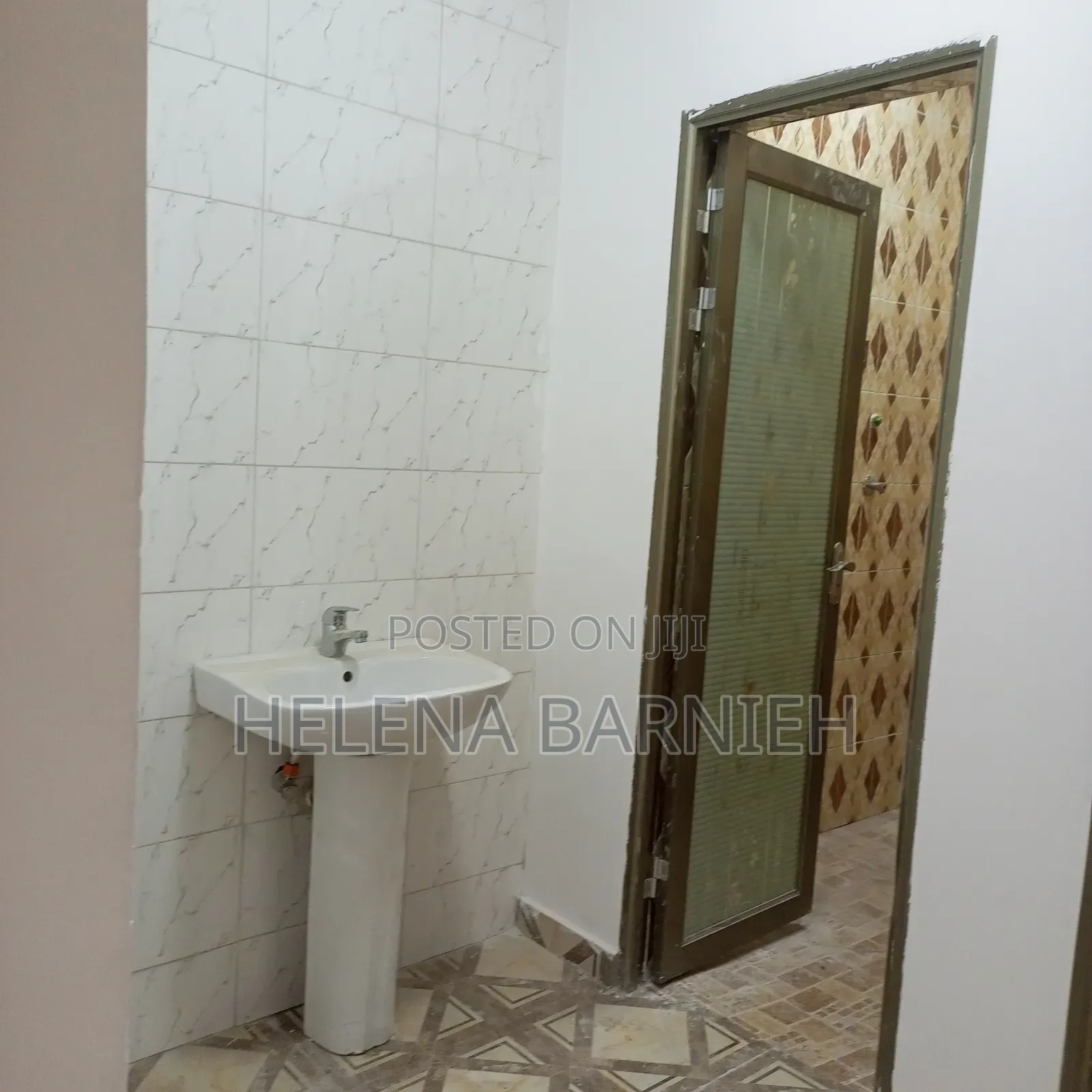 2bdrm Apartment in Helena Estate Agency, Ga East Municipal for rent