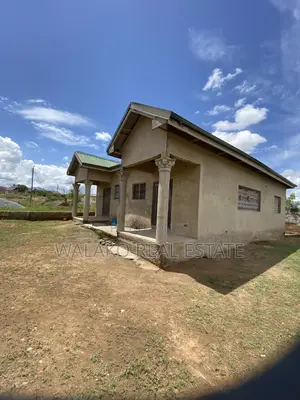 2bdrm House in Ga West Municipal for sale