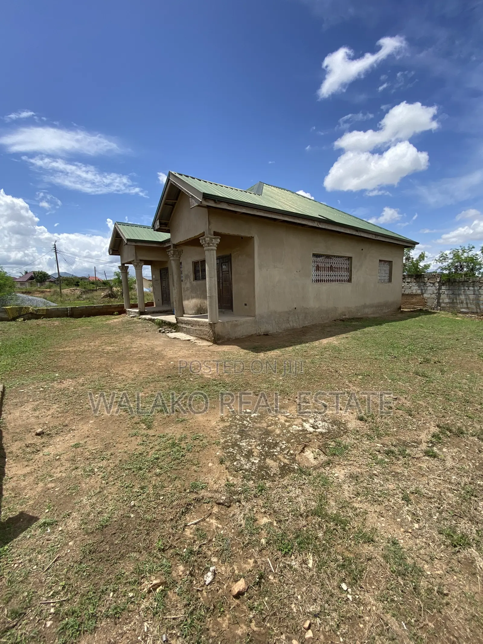 2bdrm House in Ga West Municipal for sale