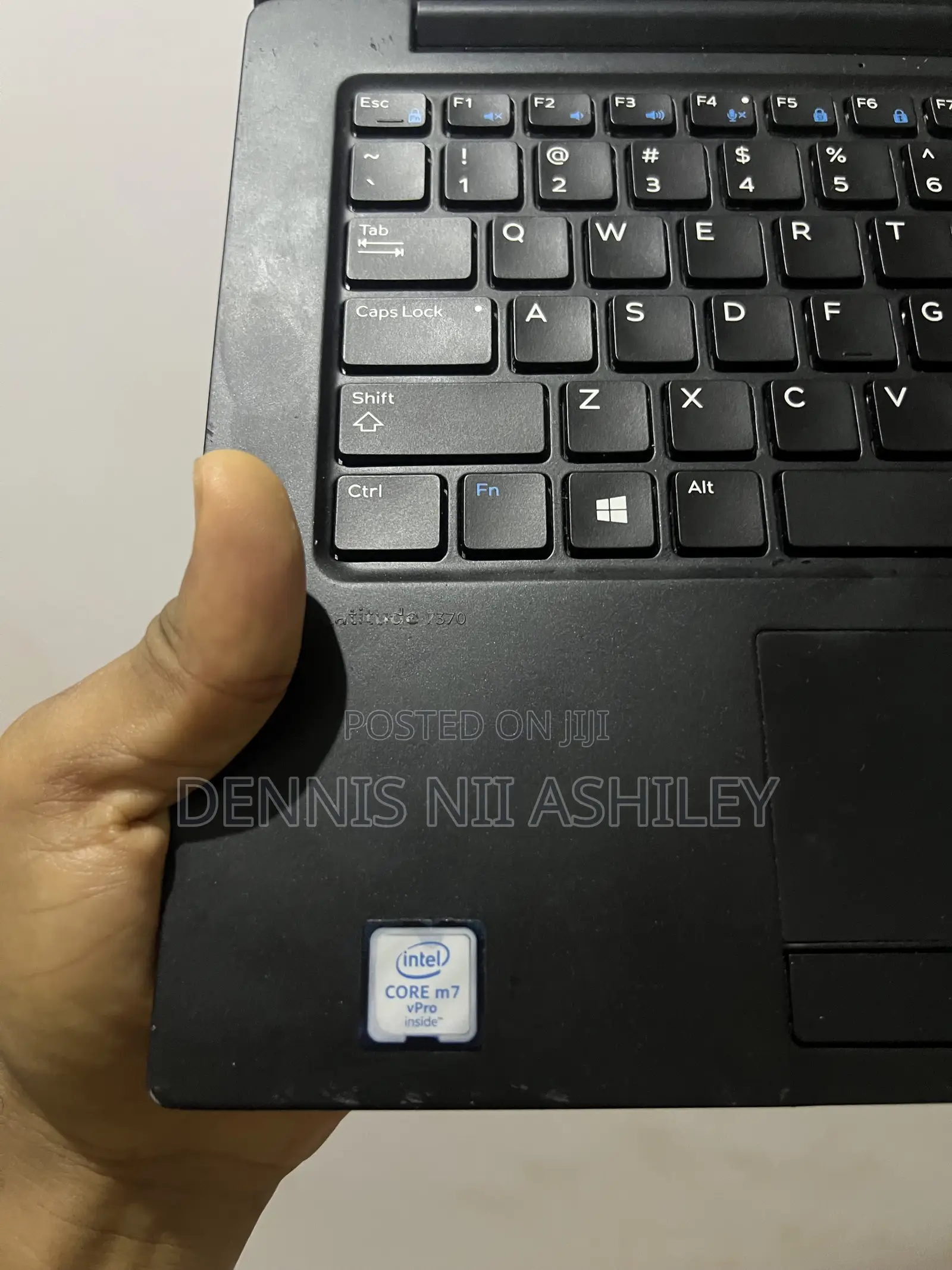 Laptop Dell Latitude 13 7370 8GB Intel Core M SSD 128GB