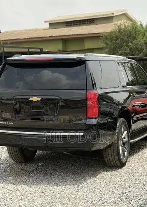 Chevrolet Suburban LTZ 4dr SUV 4WD (5.3L 8cyl 6A) 2015 Black