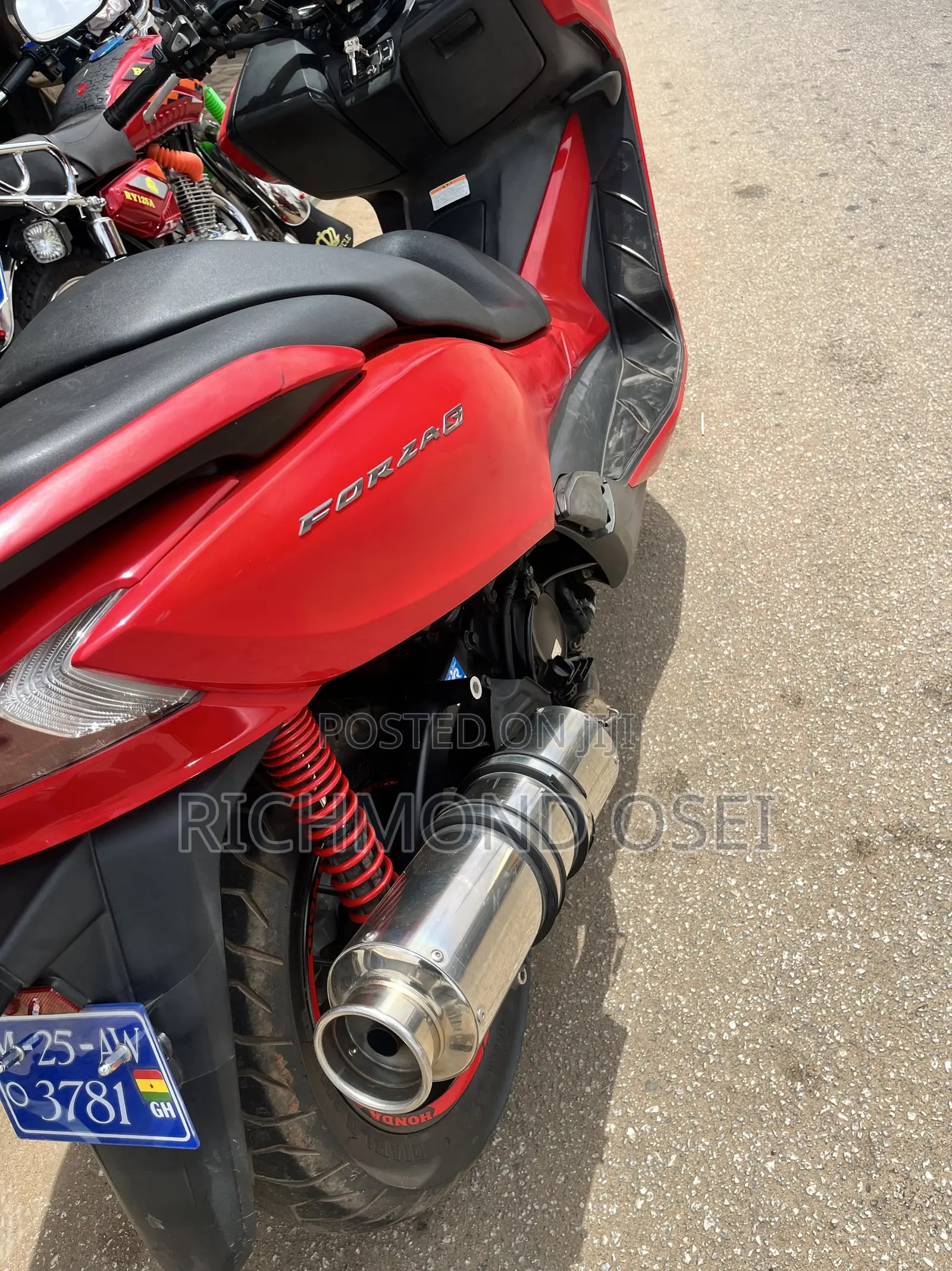 Honda Forza 2012 Red