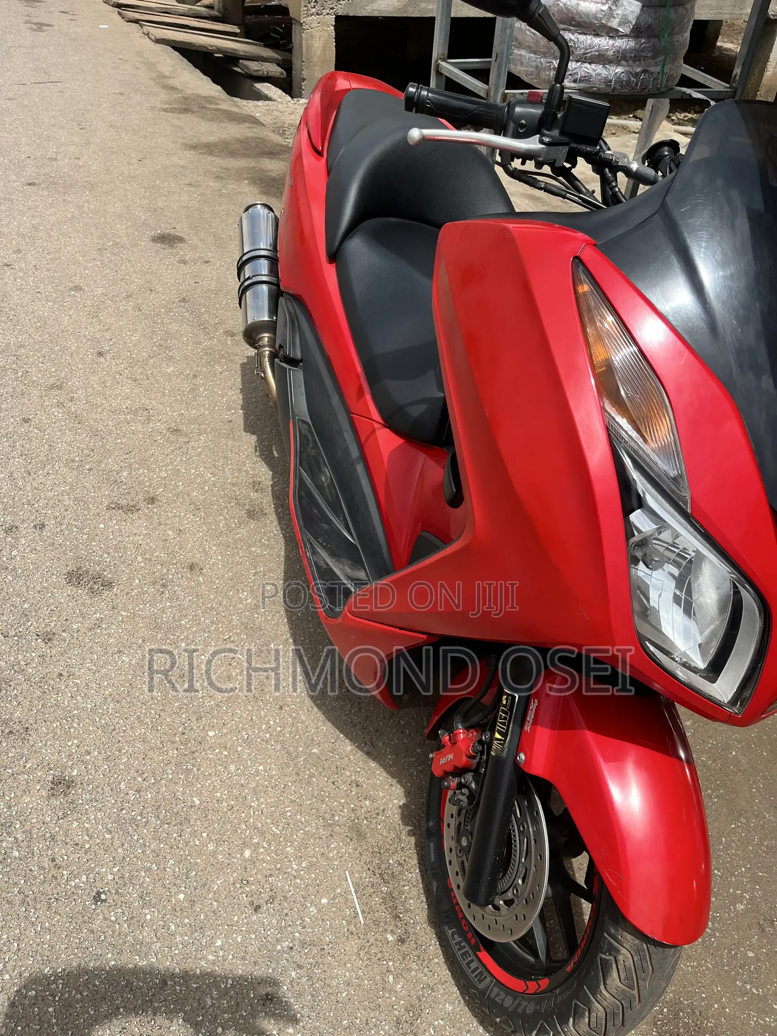 Honda Forza 2012 Red