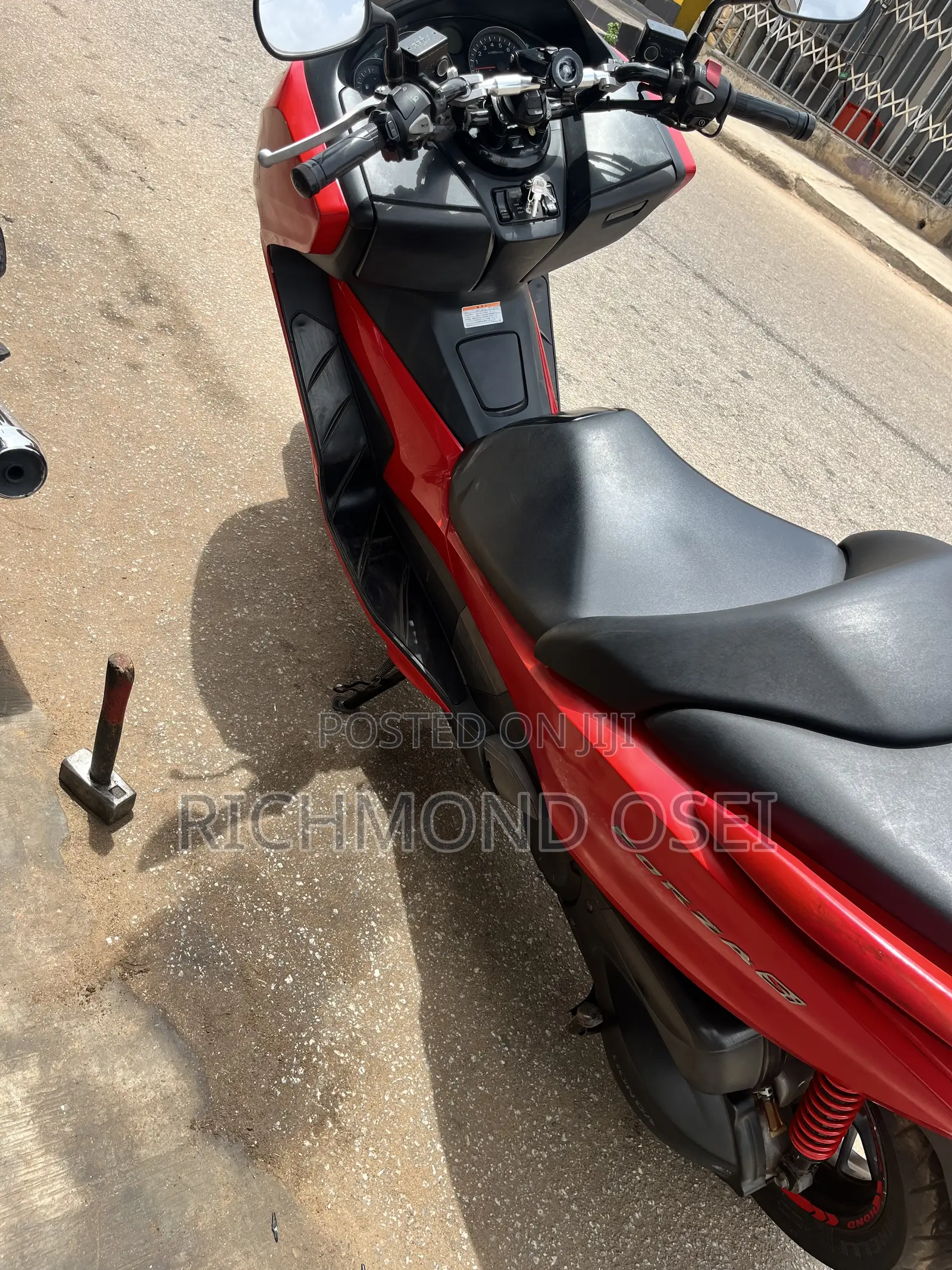 Honda Forza 2012 Red