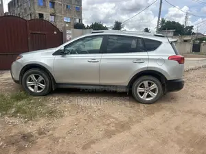 Toyota RAV4 2015 Silver