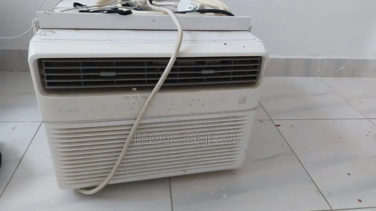 Screen Toch Midea Window Air Conditioner