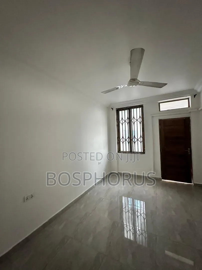 2bdrm Apartment in Lapaz Racecourse, Las Palmas Area for rent
