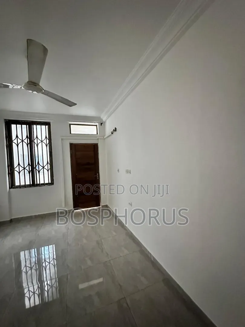2bdrm Apartment in Lapaz Racecourse, Las Palmas Area for rent