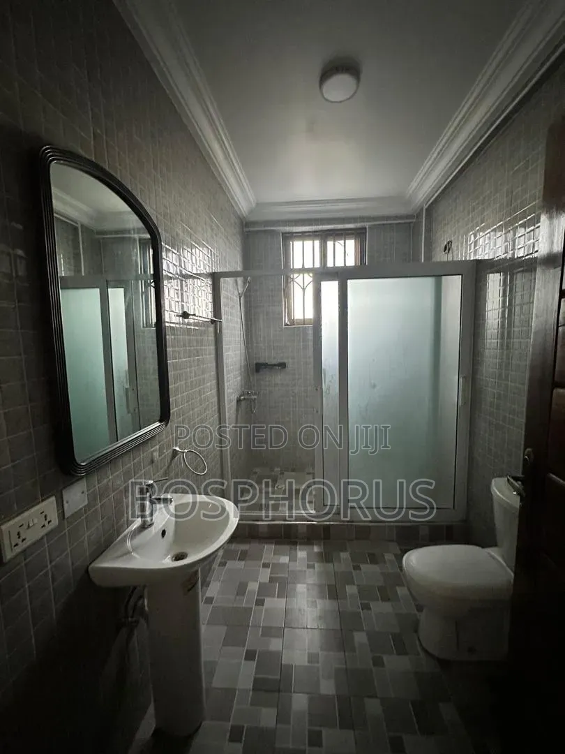 2bdrm Apartment in Lapaz Racecourse, Las Palmas Area for rent