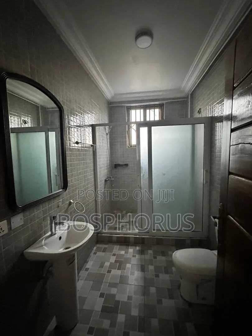 2bdrm Apartment in Lapaz Racecourse, Las Palmas Area for rent