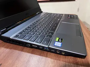 Laptop MSI GP65 Leopard 8GB Intel Core i7 SSD 512GB