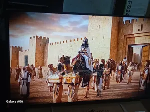 Samsung 43” Multi-Feature Smart Led Tv
