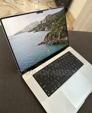 Laptop Apple MacBook Pro 2021 M1 16GB Apple M1 Pro SSD 512GB