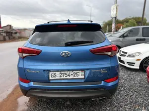 Hyundai Tucson 2017 Blue