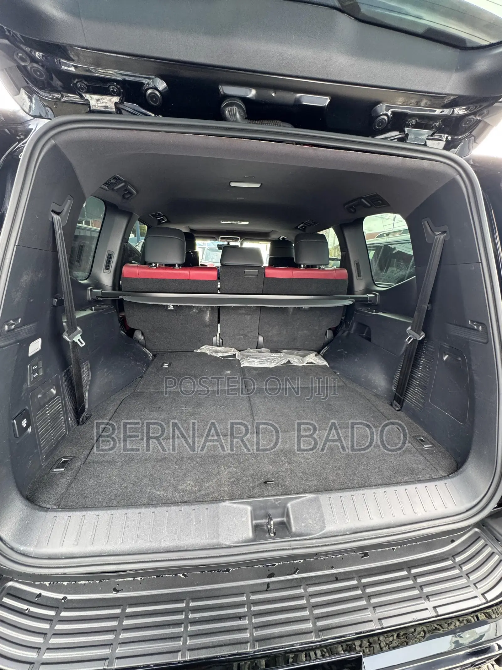 Toyota Land Cruiser LC300 2025 Black