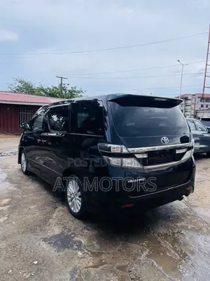 Toyota Voxy 2013 Black