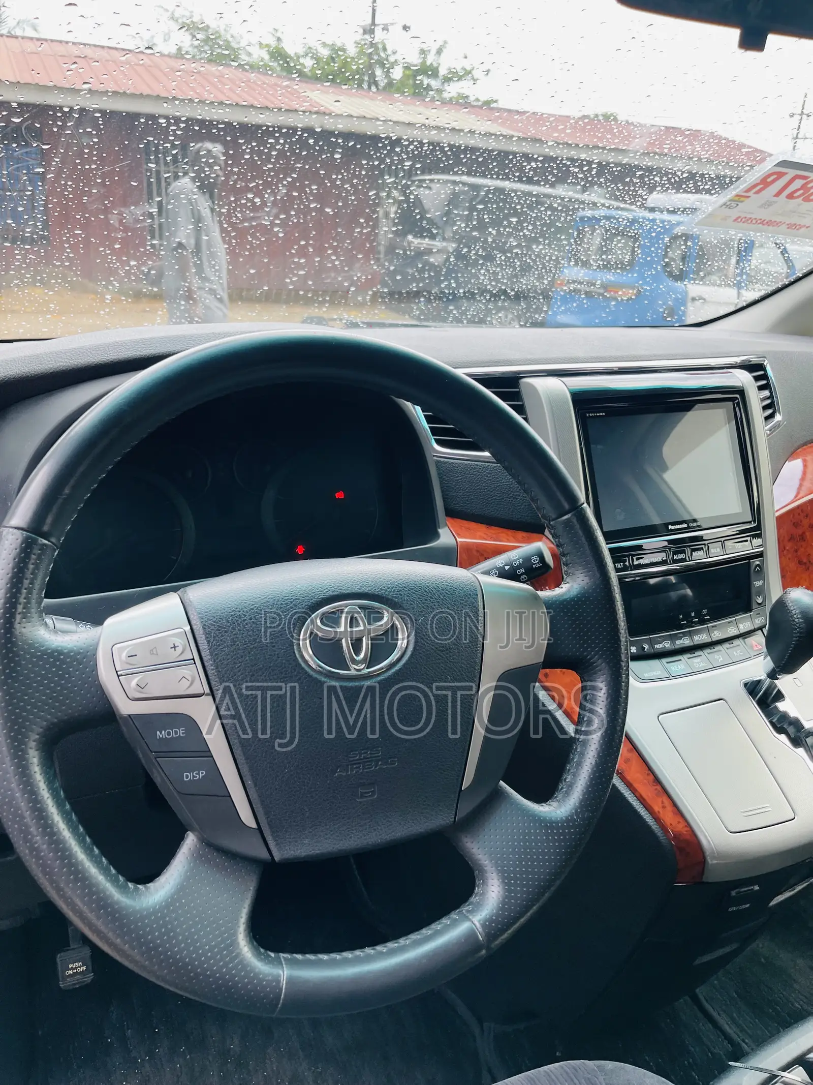 Toyota Voxy 2013 Black