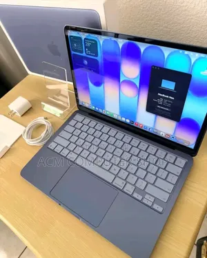 New Laptop Apple MacBook Neo 2026 16GB Apple M5 SSD 512GB