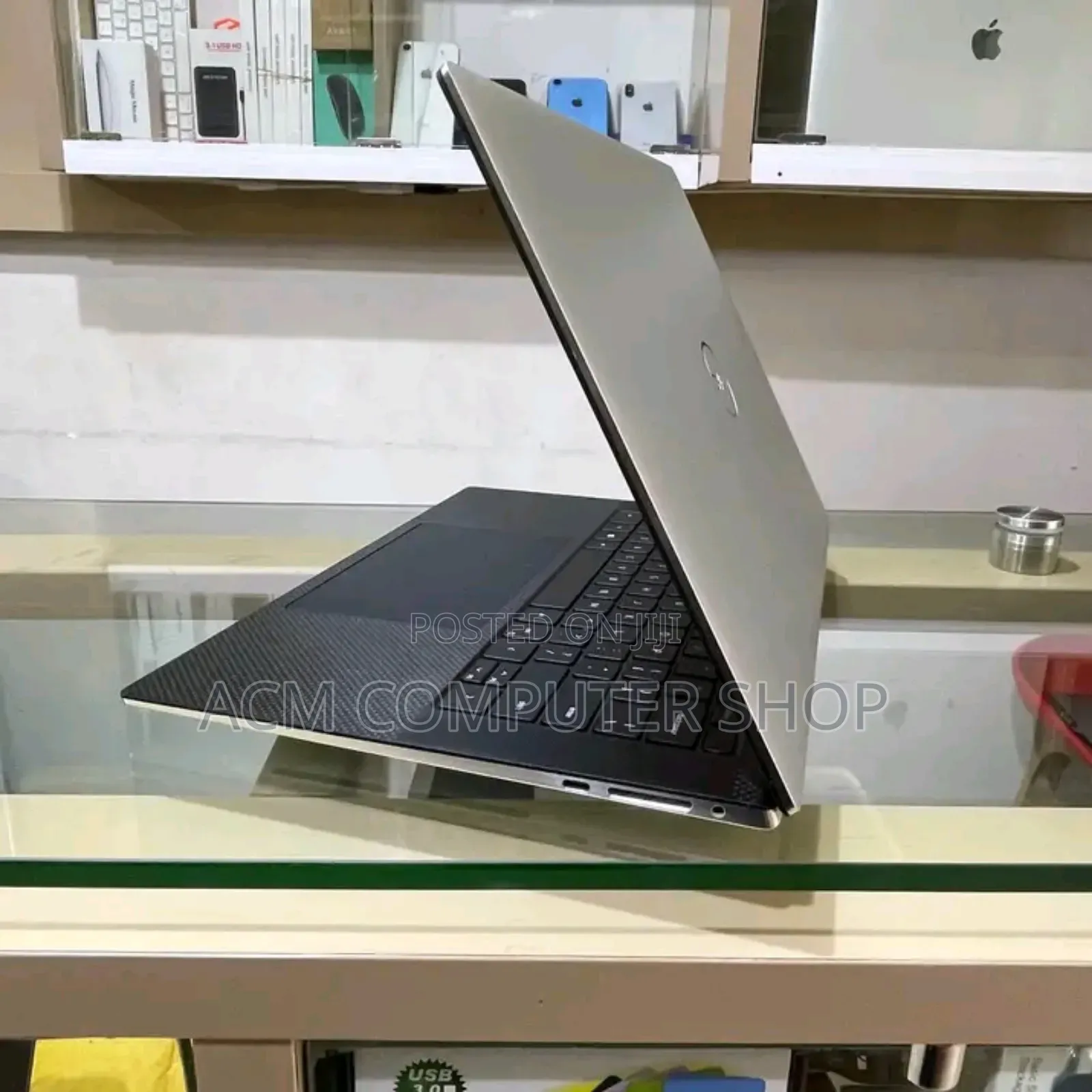 New Laptop Dell XPS 13 16GB Intel Core i7 SSD 512GB