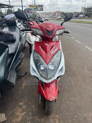 Kymco 2016 Red