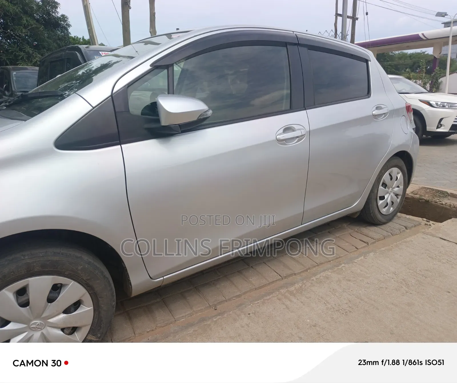 Toyota Vitz 1.5 FWD 5dr 2013 Silver