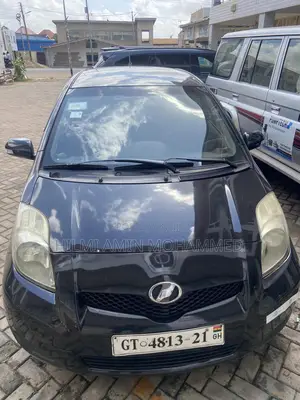 Toyota Vitz 2008 Black