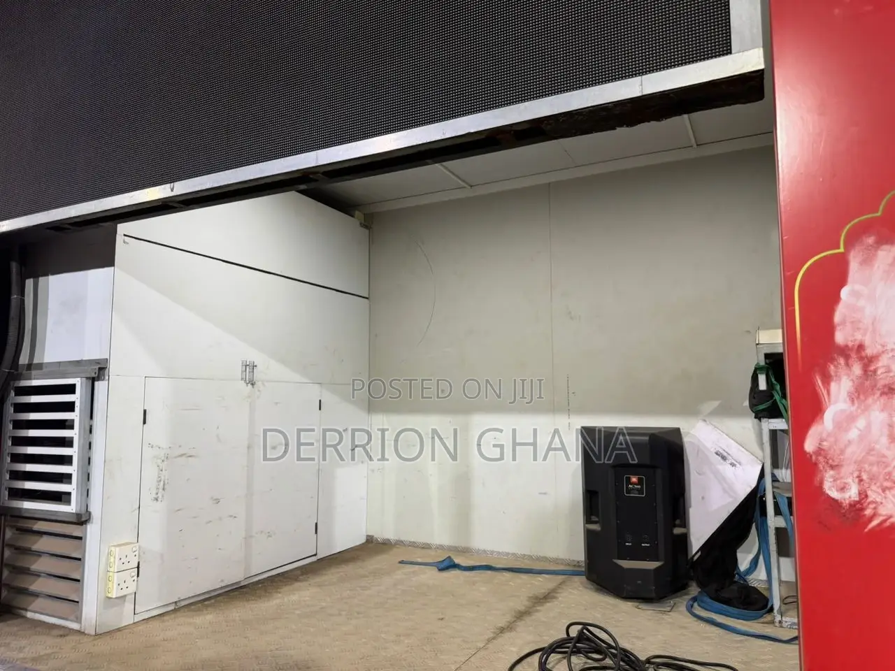 Hyundai Truck With Led Screen