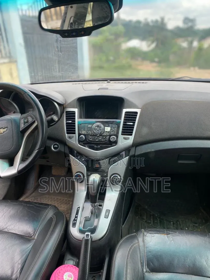 Chevrolet Cruze 2013 Red
