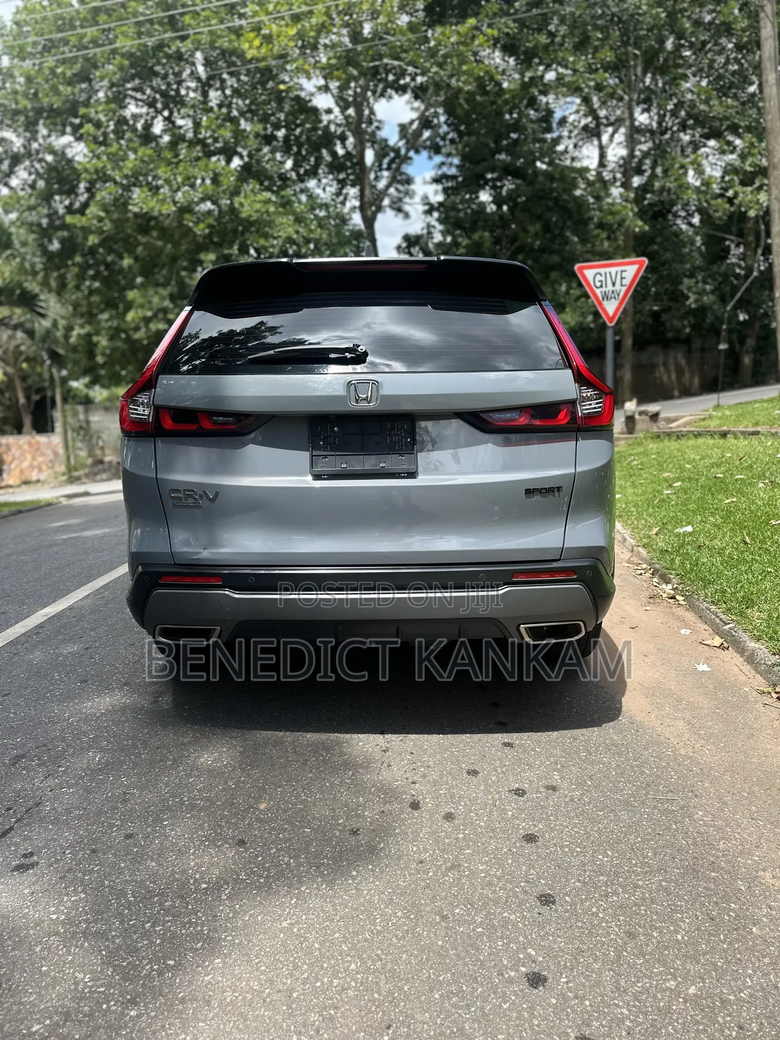 Honda CR-V 2024 Gray