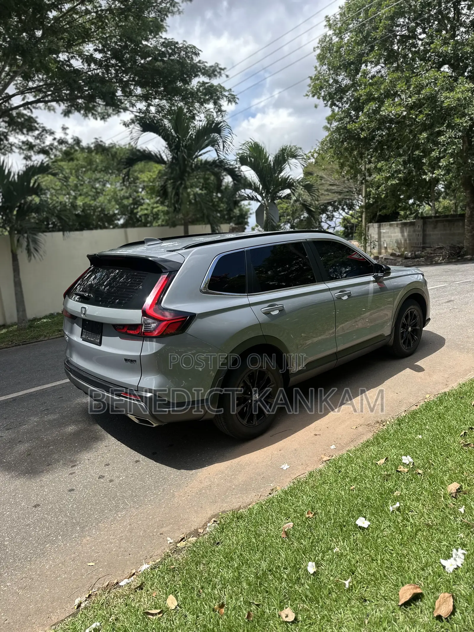 Honda CR-V 2024 Gray