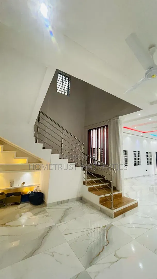 4bdrm Duplex in Kwabenya Adwoa Sarfo for sale