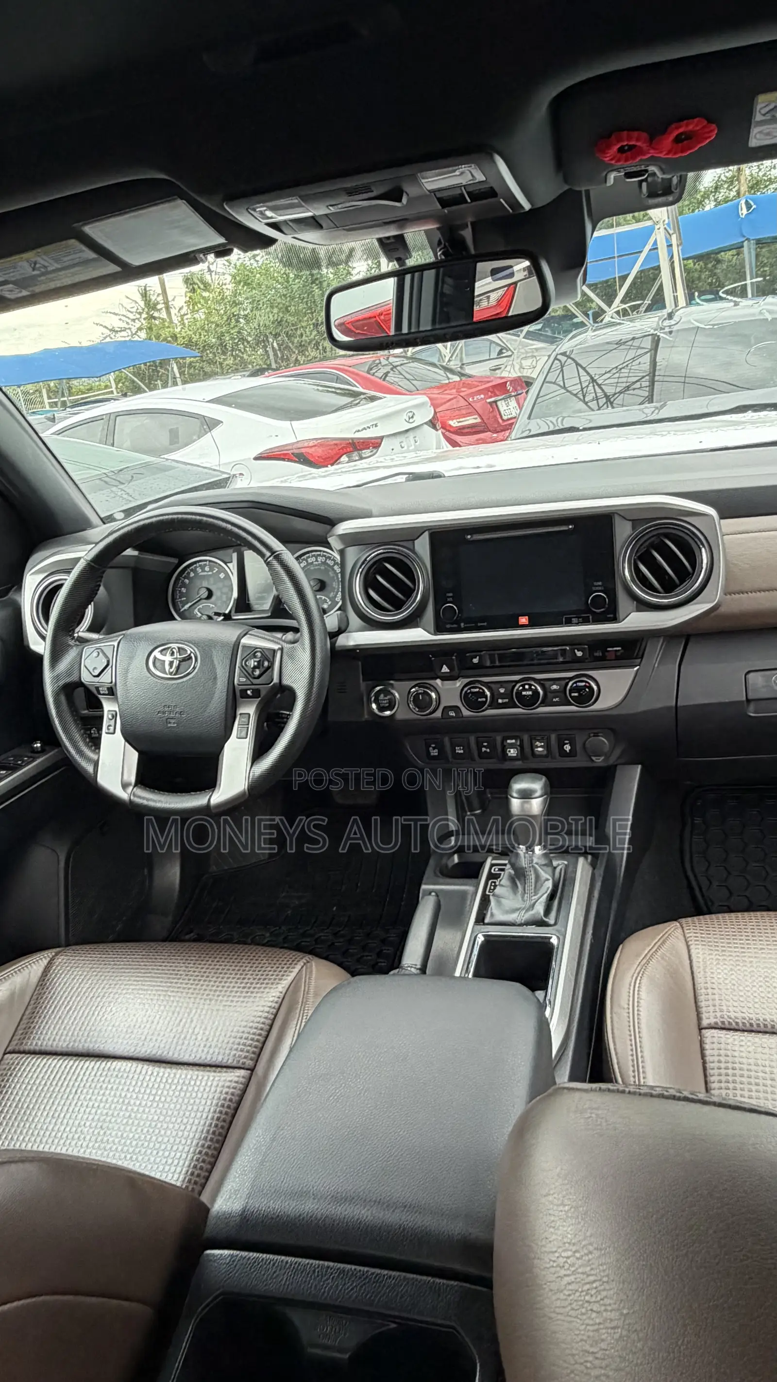 Toyota Tacoma 2019 White